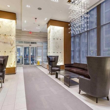 Luxury Condo Prime Location Toronto Exterior photo